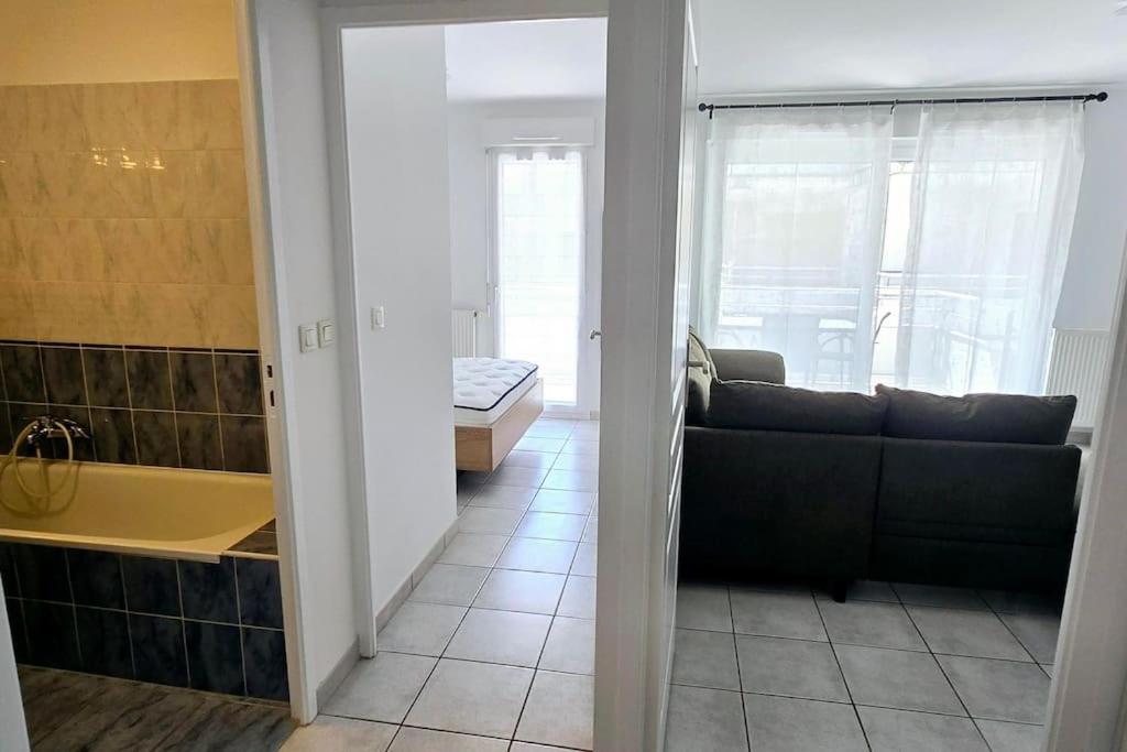 Ferienwohnung Le Jeremy Avec Parking Souterrain Thonon-les-Bains Exterior foto
